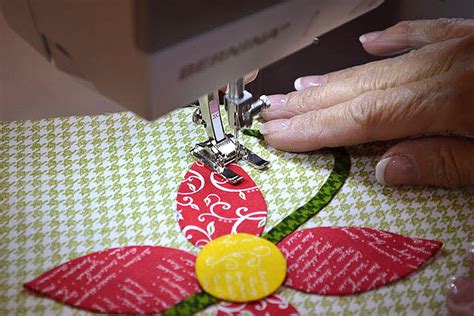 how to applique with embroidery machine: exploring the world of digital artistry